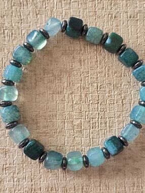 Green Agate Beaded Stretch Bracelet With Hematite Spacer Beads